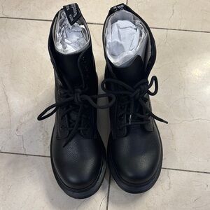 Dr Martens 1460 WOMEN'S MONO LACE UP BOOTS